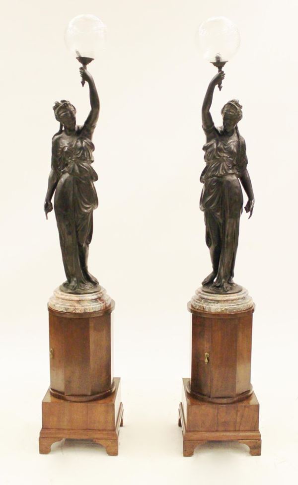 Coppia di lumi, sec. XIX-XX&nbsp;&nbsp;&nbsp;&nbsp;&nbsp;&nbsp;&nbsp;&nbsp;&nbsp;&nbsp;&nbsp;&nbsp;&nbsp;&nbsp;&nbsp;&nbsp;&nbsp;&nbsp;&nbsp;&nbsp;&nbsp;&nbsp;&nbsp;&nbsp;&nbsp;&nbsp;&nbsp;&nbsp;&nbsp;&nbsp;&nbsp;&nbsp;&nbsp;&nbsp;&nbsp;&nbsp;&nbsp;&nbsp;&nbsp;&nbsp;&nbsp;&nbsp;&nbsp;&nbsp;&nbsp;&nbsp;&nbsp;