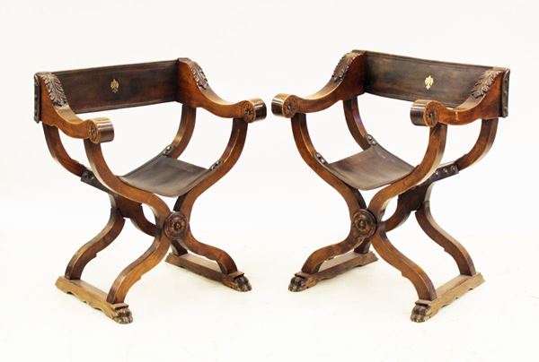 Coppia di poltrone Savonarola, fine sec. XIX&nbsp;&nbsp;&nbsp;&nbsp;&nbsp;&nbsp;&nbsp;&nbsp;&nbsp;&nbsp;&nbsp;&nbsp;&nbsp;&nbsp;&nbsp;&nbsp;&nbsp;&nbsp;&nbsp;&nbsp;&nbsp;&nbsp;&nbsp;&nbsp;&nbsp;&nbsp;&nbsp;&nbsp;&nbsp;&nbsp;