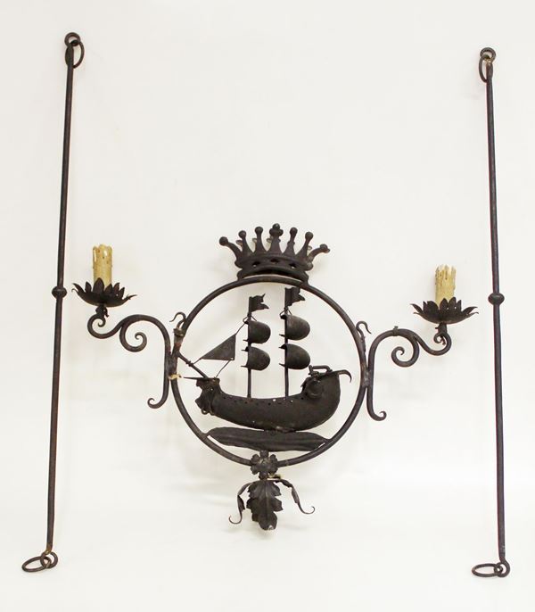 Lampadario a sospensione, sec. XX&nbsp;&nbsp;&nbsp;&nbsp;&nbsp;&nbsp;&nbsp;&nbsp;&nbsp;&nbsp;&nbsp;&nbsp;&nbsp;&nbsp;&nbsp;&nbsp;&nbsp;&nbsp;&nbsp;&nbsp;&nbsp;&nbsp;&nbsp;&nbsp;&nbsp;&nbsp;&nbsp;&nbsp;&nbsp;&nbsp;&nbsp;&nbsp;&nbsp;&nbsp;&nbsp;&nbsp;&nbsp;&nbsp;&nbsp;&nbsp;&nbsp;