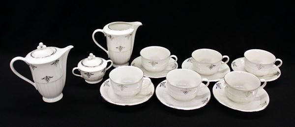 Servito da te, manifattura Richar Ginori, sec. XX&nbsp;&nbsp;&nbsp;&nbsp;&nbsp;&nbsp;&nbsp;&nbsp;&nbsp;&nbsp;&nbsp;&nbsp;&nbsp;&nbsp;&nbsp;&nbsp;&nbsp;&nbsp;&nbsp;&nbsp;&nbsp;&nbsp;&nbsp;&nbsp;&nbsp;  - Asta ARREDI D'ANTIQUARIATO, BENI DA COLLEZIONE, GIOIELLI E ARGENTI - Poggio Bracciolini Casa d'Aste