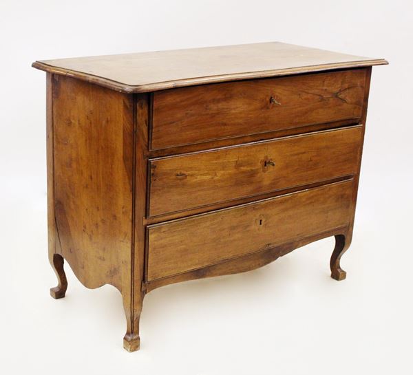 Cassettone, sec. XVIII                                                      - Asta ARREDI D'ANTIQUARIATO, BENI DA COLLEZIONE, GIOIELLI E ARGENTI - Poggio Bracciolini Casa d'Aste