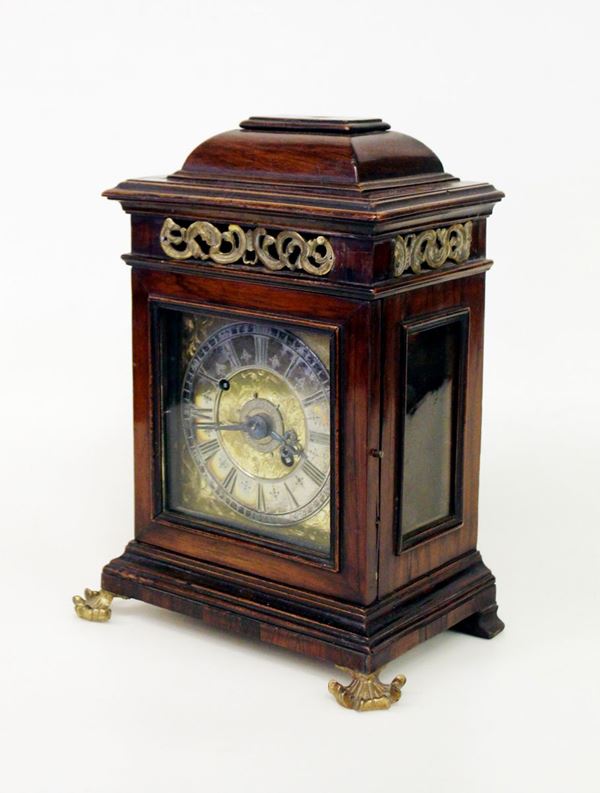 Orologio da tavolo, Roma, sec. XVIII,&nbsp;&nbsp;&nbsp;&nbsp;&nbsp;&nbsp;&nbsp;&nbsp;&nbsp;&nbsp;&nbsp;&nbsp;&nbsp;&nbsp;&nbsp;&nbsp;&nbsp;&nbsp;&nbsp;&nbsp;&nbsp;&nbsp;&nbsp;&nbsp;&nbsp;&nbsp;&nbsp;&nbsp;&nbsp;&nbsp;&nbsp;&nbsp;&nbsp;&nbsp;&nbsp;&nbsp;&nbsp;