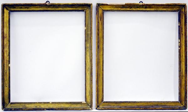 Coppia di cornici, sec. XX, in legno laccato,&nbsp;&nbsp;&nbsp;&nbsp;&nbsp;&nbsp;&nbsp;&nbsp;&nbsp;&nbsp;&nbsp;&nbsp;&nbsp;&nbsp;&nbsp;&nbsp;&nbsp;&nbsp;&nbsp;&nbsp;&nbsp;&nbsp;&nbsp;&nbsp;&nbsp;&nbsp;&nbsp;&nbsp;&nbsp;  - Asta OPERE E OGGETTI D'ARTE ANTICA E CONTEMPORANEA, GIOIELLI - Poggio Bracciolini Casa d'Aste