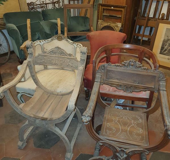 Sette tra poltroncine e savonarole sec. XX,                               