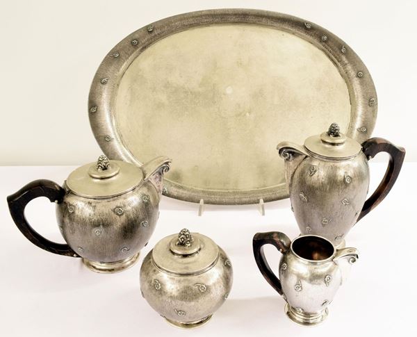 SERVITO DA TE' E CAFFE' , ARGENTIERE MESSULAM MILANO&nbsp;&nbsp;&nbsp;&nbsp;&nbsp;&nbsp;&nbsp;&nbsp;&nbsp;&nbsp;&nbsp;&nbsp;&nbsp;&nbsp;&nbsp;&nbsp;&nbsp;&nbsp;&nbsp;&nbsp;&nbsp;&nbsp;  - Asta Gioielli, Arredi d'antiquariato, Dipinti dal XVI al XX Secolo e Argenti - Poggio Bracciolini Casa d'Aste