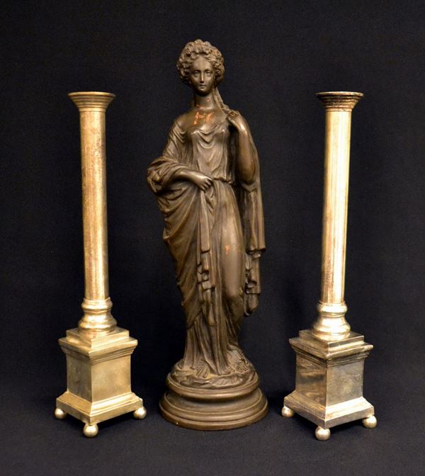 Scultura, sec. XX, in terracotta, raffigurante&nbsp;&nbsp;&nbsp;&nbsp;&nbsp;&nbsp;&nbsp;&nbsp;&nbsp;&nbsp;&nbsp;&nbsp;&nbsp;&nbsp;&nbsp;&nbsp;&nbsp;&nbsp;&nbsp;&nbsp;&nbsp;&nbsp;&nbsp;&nbsp;&nbsp;&nbsp;&nbsp;&nbsp;