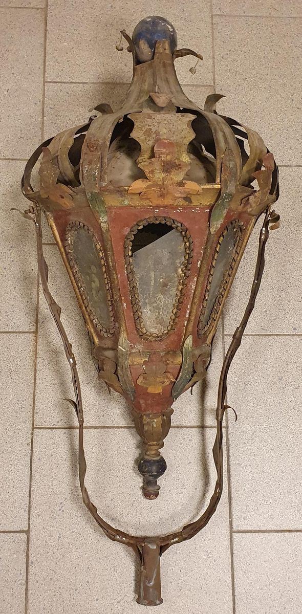 Lanterna da processione, sec. XIX,&nbsp;&nbsp;&nbsp;&nbsp;&nbsp;&nbsp;&nbsp;&nbsp;&nbsp;&nbsp;&nbsp;&nbsp;&nbsp;&nbsp;&nbsp;&nbsp;&nbsp;&nbsp;&nbsp;&nbsp;&nbsp;&nbsp;&nbsp;&nbsp;&nbsp;&nbsp;&nbsp;&nbsp;&nbsp;&nbsp;&nbsp;&nbsp;&nbsp;&nbsp;&nbsp;&nbsp;&nbsp;&nbsp;&nbsp;&nbsp;