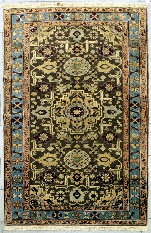 Tappeto Shirvan , di vecchia manifattura,&nbsp;&nbsp;&nbsp;&nbsp;&nbsp;&nbsp;&nbsp;&nbsp;&nbsp;&nbsp;&nbsp;&nbsp;&nbsp;&nbsp;&nbsp;&nbsp;&nbsp;&nbsp;&nbsp;&nbsp;&nbsp;&nbsp;&nbsp;&nbsp;&nbsp;&nbsp;&nbsp;&nbsp;&nbsp;&nbsp;&nbsp;&nbsp;&nbsp;