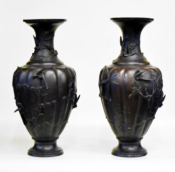 Coppia di vasi, arte orientale, sec. XIX&nbsp;&nbsp;&nbsp;&nbsp;&nbsp;&nbsp;&nbsp;&nbsp;&nbsp;&nbsp;&nbsp;&nbsp;&nbsp;&nbsp;&nbsp;&nbsp;&nbsp;&nbsp;&nbsp;&nbsp;&nbsp;&nbsp;&nbsp;&nbsp;&nbsp;&nbsp;&nbsp;&nbsp;&nbsp;&nbsp;&nbsp;&nbsp;&nbsp;&nbsp;