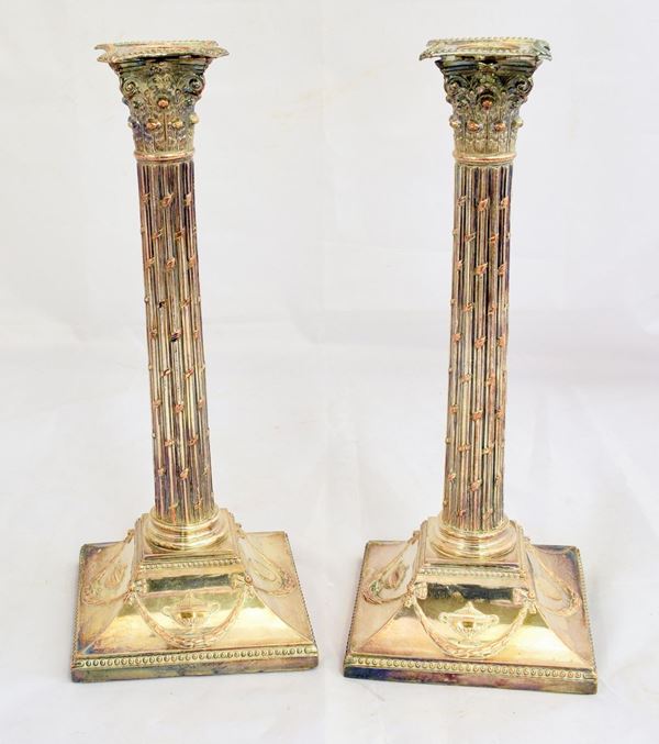 COPPIA DI CANDELIERI,INGHILTERRA FINE SEC. XIX&nbsp;&nbsp;&nbsp;&nbsp;&nbsp;&nbsp;&nbsp;&nbsp;&nbsp;&nbsp;&nbsp;&nbsp;&nbsp;&nbsp;&nbsp;&nbsp;&nbsp;&nbsp;&nbsp;&nbsp;&nbsp;&nbsp;&nbsp;&nbsp;&nbsp;&nbsp;&nbsp;&nbsp;  - Asta Antiquariato, Collezionismo e Gioielli - Poggio Bracciolini Casa d'Aste