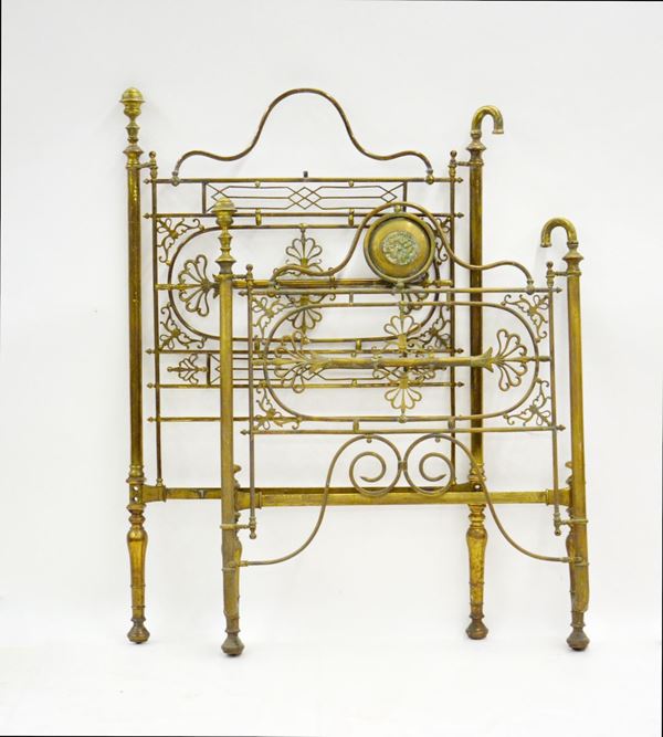 Letto matrimoniale, sec. XX&nbsp;&nbsp;&nbsp;&nbsp;&nbsp;&nbsp;&nbsp;&nbsp;&nbsp;&nbsp;&nbsp;&nbsp;&nbsp;&nbsp;&nbsp;&nbsp;&nbsp;&nbsp;&nbsp;&nbsp;&nbsp;&nbsp;&nbsp;&nbsp;&nbsp;&nbsp;&nbsp;&nbsp;&nbsp;&nbsp;&nbsp;&nbsp;&nbsp;&nbsp;&nbsp;&nbsp;&nbsp;&nbsp;&nbsp;&nbsp;&nbsp;&nbsp;&nbsp;&nbsp;&nbsp;&nbsp;&nbsp;