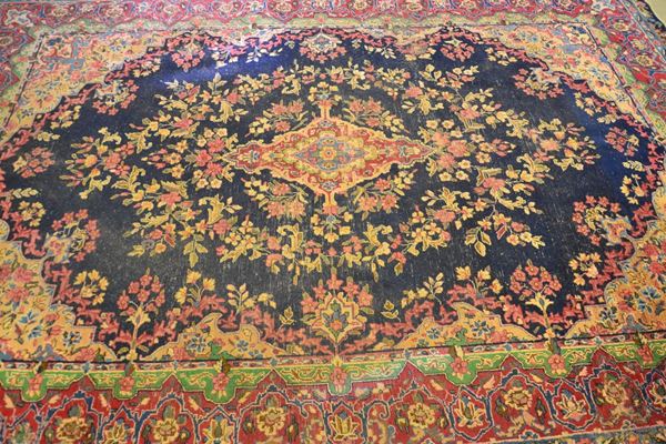 Tappeto Persiano, Tabriz, sec. XX&nbsp;&nbsp;&nbsp;&nbsp;&nbsp;&nbsp;&nbsp;&nbsp;&nbsp;&nbsp;&nbsp;&nbsp;&nbsp;&nbsp;&nbsp;&nbsp;&nbsp;&nbsp;&nbsp;&nbsp;&nbsp;&nbsp;&nbsp;&nbsp;&nbsp;&nbsp;&nbsp;&nbsp;&nbsp;&nbsp;&nbsp;&nbsp;&nbsp;&nbsp;&nbsp;&nbsp;&nbsp;&nbsp;&nbsp;&nbsp;&nbsp;&nbsp;
