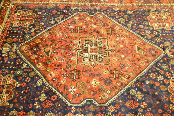 Tappeto persiano, sec. XX                                                   - Asta Antiquariato, Collezionismo e Gioielli - Poggio Bracciolini Casa d'Aste