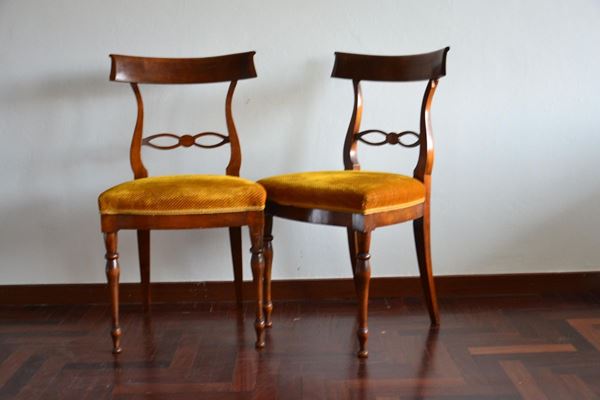 Coppia di sedie, in stile 700&nbsp;&nbsp;&nbsp;&nbsp;&nbsp;&nbsp;&nbsp;&nbsp;&nbsp;&nbsp;&nbsp;&nbsp;&nbsp;&nbsp;&nbsp;&nbsp;&nbsp;&nbsp;&nbsp;&nbsp;&nbsp;&nbsp;&nbsp;&nbsp;&nbsp;&nbsp;&nbsp;&nbsp;&nbsp;&nbsp;&nbsp;&nbsp;&nbsp;&nbsp;&nbsp;&nbsp;&nbsp;&nbsp;&nbsp;&nbsp;&nbsp;&nbsp;&nbsp;&nbsp;&nbsp;