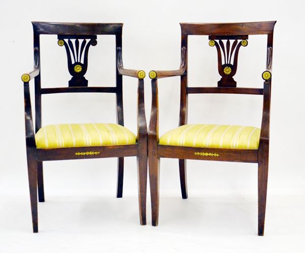 Coppia di poltrone, in stile 700&nbsp;&nbsp;&nbsp;&nbsp;&nbsp;&nbsp;&nbsp;&nbsp;&nbsp;&nbsp;&nbsp;&nbsp;&nbsp;&nbsp;&nbsp;&nbsp;&nbsp;&nbsp;&nbsp;&nbsp;&nbsp;&nbsp;&nbsp;&nbsp;&nbsp;&nbsp;&nbsp;&nbsp;&nbsp;&nbsp;&nbsp;&nbsp;&nbsp;&nbsp;&nbsp;&nbsp;&nbsp;&nbsp;&nbsp;&nbsp;&nbsp;&nbsp;