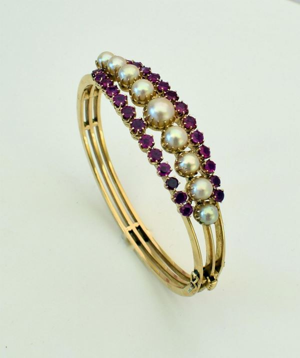 BRACCIALE RIGIDO IN ORO GIALLO KT 18 , RUBINI&nbsp;&nbsp;&nbsp;&nbsp;&nbsp;&nbsp;&nbsp;&nbsp;&nbsp;&nbsp;&nbsp;&nbsp;&nbsp;&nbsp;&nbsp;&nbsp;&nbsp;&nbsp;&nbsp;&nbsp;&nbsp;&nbsp;&nbsp;&nbsp;&nbsp;&nbsp;&nbsp;&nbsp;&nbsp;