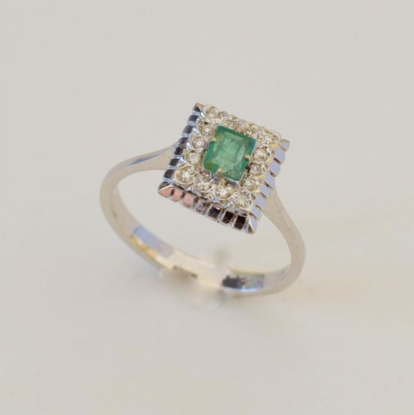 ANELLO IN ORO BIANCO KT 18 E SMERALDO&nbsp;&nbsp;&nbsp;&nbsp;&nbsp;&nbsp;&nbsp;&nbsp;&nbsp;&nbsp;&nbsp;&nbsp;&nbsp;&nbsp;&nbsp;&nbsp;&nbsp;&nbsp;&nbsp;&nbsp;&nbsp;&nbsp;&nbsp;&nbsp;&nbsp;&nbsp;&nbsp;&nbsp;&nbsp;&nbsp;&nbsp;&nbsp;&nbsp;&nbsp;&nbsp;&nbsp;&nbsp;