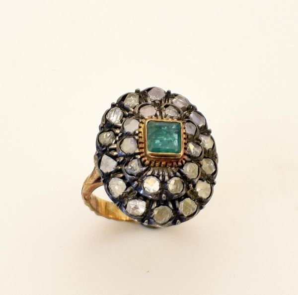 ANELLO IN ORO GIALLO KT 18 , ARGENTO , SMERALDO&nbsp;&nbsp;&nbsp;&nbsp;&nbsp;&nbsp;&nbsp;&nbsp;&nbsp;&nbsp;&nbsp;&nbsp;&nbsp;&nbsp;&nbsp;&nbsp;&nbsp;&nbsp;&nbsp;&nbsp;&nbsp;&nbsp;&nbsp;&nbsp;&nbsp;&nbsp;&nbsp;  - Asta Arredi antichi e contemporanei, Gioielli, Collectibles - Poggio Bracciolini Casa d'Aste