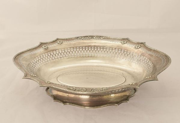CESTINA , SEC. XX , ARGENTIERE GREGGIO PADOVA&nbsp;&nbsp;&nbsp;&nbsp;&nbsp;&nbsp;&nbsp;&nbsp;&nbsp;&nbsp;&nbsp;&nbsp;&nbsp;&nbsp;&nbsp;&nbsp;&nbsp;&nbsp;&nbsp;&nbsp;&nbsp;&nbsp;&nbsp;&nbsp;&nbsp;&nbsp;&nbsp;&nbsp;&nbsp;  - Asta Arredi antichi e contemporanei, Gioielli, Collectibles - Poggio Bracciolini Casa d'Aste