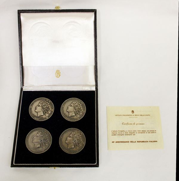 Quattro medaglie commemorative&nbsp;&nbsp;&nbsp;&nbsp;&nbsp;&nbsp;&nbsp;&nbsp;&nbsp;&nbsp;&nbsp;&nbsp;&nbsp;&nbsp;&nbsp;&nbsp;&nbsp;&nbsp;&nbsp;&nbsp;&nbsp;&nbsp;&nbsp;&nbsp;&nbsp;&nbsp;&nbsp;&nbsp;&nbsp;&nbsp;&nbsp;&nbsp;&nbsp;&nbsp;&nbsp;&nbsp;&nbsp;&nbsp;&nbsp;&nbsp;&nbsp;&nbsp;&nbsp;&nbsp;