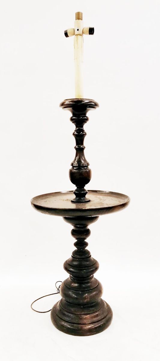 Lampada da terra, sec. XX&nbsp;&nbsp;&nbsp;&nbsp;&nbsp;&nbsp;&nbsp;&nbsp;&nbsp;&nbsp;&nbsp;&nbsp;&nbsp;&nbsp;&nbsp;&nbsp;&nbsp;&nbsp;&nbsp;&nbsp;&nbsp;&nbsp;&nbsp;&nbsp;&nbsp;&nbsp;&nbsp;&nbsp;&nbsp;&nbsp;&nbsp;&nbsp;&nbsp;&nbsp;&nbsp;&nbsp;&nbsp;&nbsp;&nbsp;&nbsp;&nbsp;&nbsp;&nbsp;&nbsp;&nbsp;&nbsp;&nbsp;&nbsp;&nbsp;