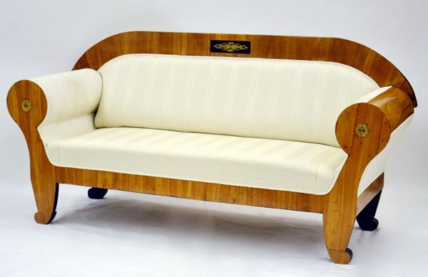 Divano, in stile Biedermeier&nbsp;&nbsp;&nbsp;&nbsp;&nbsp;&nbsp;&nbsp;&nbsp;&nbsp;&nbsp;&nbsp;&nbsp;&nbsp;&nbsp;&nbsp;&nbsp;&nbsp;&nbsp;&nbsp;&nbsp;&nbsp;&nbsp;&nbsp;&nbsp;&nbsp;&nbsp;&nbsp;&nbsp;&nbsp;&nbsp;&nbsp;&nbsp;&nbsp;&nbsp;&nbsp;&nbsp;&nbsp;&nbsp;&nbsp;&nbsp;&nbsp;&nbsp;&nbsp;&nbsp;&nbsp;&nbsp;