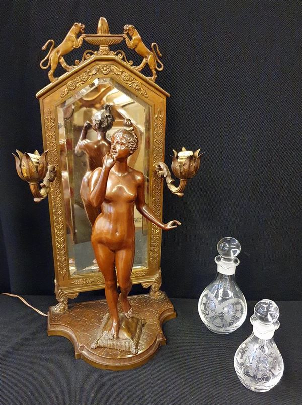 Lampada da tavolo, sec. XX&nbsp;&nbsp;&nbsp;&nbsp;&nbsp;&nbsp;&nbsp;&nbsp;&nbsp;&nbsp;&nbsp;&nbsp;&nbsp;&nbsp;&nbsp;&nbsp;&nbsp;&nbsp;&nbsp;&nbsp;&nbsp;&nbsp;&nbsp;&nbsp;&nbsp;&nbsp;&nbsp;&nbsp;&nbsp;&nbsp;&nbsp;&nbsp;&nbsp;&nbsp;&nbsp;&nbsp;&nbsp;&nbsp;&nbsp;&nbsp;&nbsp;&nbsp;&nbsp;&nbsp;&nbsp;&nbsp;&nbsp;&nbsp;