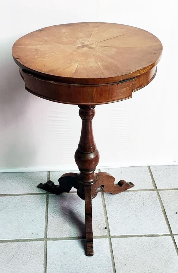 Tavolino circolare, sec. XIX&nbsp;&nbsp;&nbsp;&nbsp;&nbsp;&nbsp;&nbsp;&nbsp;&nbsp;&nbsp;&nbsp;&nbsp;&nbsp;&nbsp;&nbsp;&nbsp;&nbsp;&nbsp;&nbsp;&nbsp;&nbsp;&nbsp;&nbsp;&nbsp;&nbsp;&nbsp;&nbsp;&nbsp;&nbsp;&nbsp;&nbsp;&nbsp;&nbsp;&nbsp;&nbsp;&nbsp;&nbsp;&nbsp;&nbsp;&nbsp;&nbsp;&nbsp;&nbsp;&nbsp;&nbsp;&nbsp;