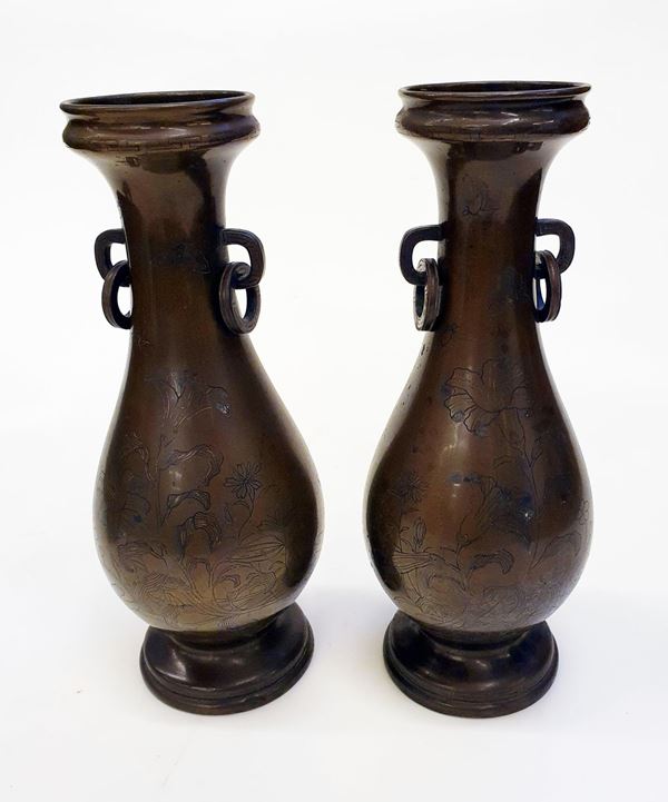 Coppia di vasi, arte orientale, sec. XIX&nbsp;&nbsp;&nbsp;&nbsp;&nbsp;&nbsp;&nbsp;&nbsp;&nbsp;&nbsp;&nbsp;&nbsp;&nbsp;&nbsp;&nbsp;&nbsp;&nbsp;&nbsp;&nbsp;&nbsp;&nbsp;&nbsp;&nbsp;&nbsp;&nbsp;&nbsp;&nbsp;&nbsp;&nbsp;&nbsp;&nbsp;&nbsp;&nbsp;&nbsp;