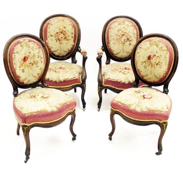Due poltrone e due sedie, Francia, sec. XIX,&nbsp;&nbsp;&nbsp;&nbsp;&nbsp;&nbsp;&nbsp;&nbsp;&nbsp;&nbsp;&nbsp;&nbsp;&nbsp;&nbsp;&nbsp;&nbsp;&nbsp;&nbsp;&nbsp;&nbsp;&nbsp;&nbsp;&nbsp;&nbsp;&nbsp;&nbsp;&nbsp;&nbsp;&nbsp;&nbsp;