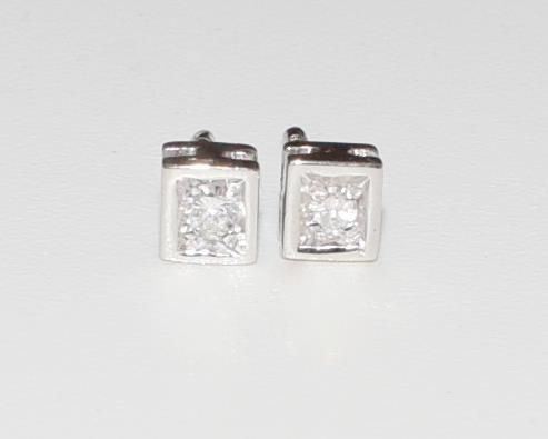 PAIO DI ORECCHINI IN ORO BIANCO KT 18 E DIAMANTI&nbsp;&nbsp;&nbsp;&nbsp;&nbsp;&nbsp;&nbsp;&nbsp;&nbsp;&nbsp;&nbsp;&nbsp;&nbsp;&nbsp;&nbsp;&nbsp;&nbsp;&nbsp;&nbsp;&nbsp;&nbsp;&nbsp;&nbsp;&nbsp;&nbsp;&nbsp;