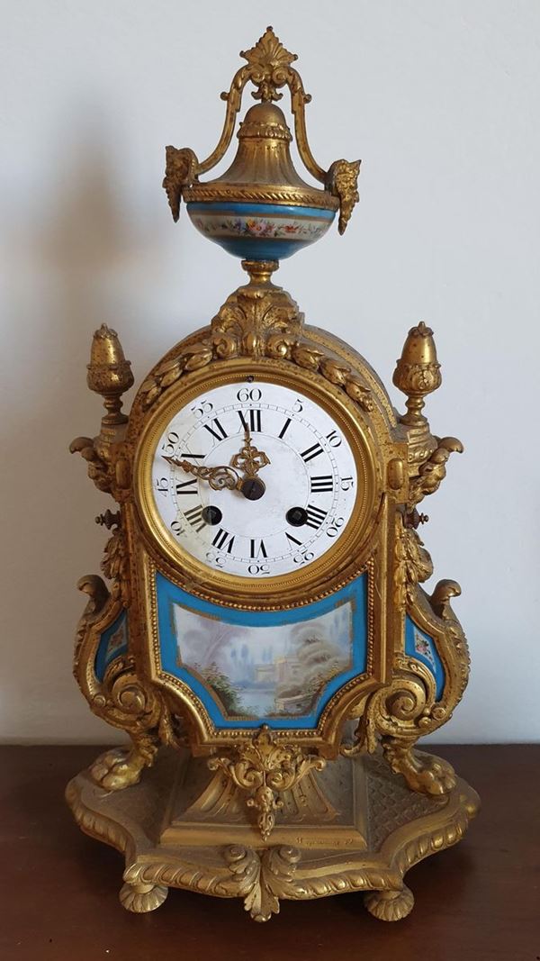 Orologio da tavolo, Francia, sec. XIX&nbsp;&nbsp;&nbsp;&nbsp;&nbsp;&nbsp;&nbsp;&nbsp;&nbsp;&nbsp;&nbsp;&nbsp;&nbsp;&nbsp;&nbsp;&nbsp;&nbsp;&nbsp;&nbsp;&nbsp;&nbsp;&nbsp;&nbsp;&nbsp;&nbsp;&nbsp;&nbsp;&nbsp;&nbsp;&nbsp;&nbsp;&nbsp;&nbsp;&nbsp;&nbsp;&nbsp;&nbsp;