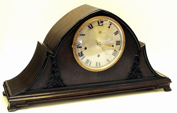 Orologio da tavolo, Inghilterra, sec. XX&nbsp;&nbsp;&nbsp;&nbsp;&nbsp;&nbsp;&nbsp;&nbsp;&nbsp;&nbsp;&nbsp;&nbsp;&nbsp;&nbsp;&nbsp;&nbsp;&nbsp;&nbsp;&nbsp;&nbsp;&nbsp;&nbsp;&nbsp;&nbsp;&nbsp;&nbsp;&nbsp;&nbsp;&nbsp;&nbsp;&nbsp;&nbsp;&nbsp;&nbsp;