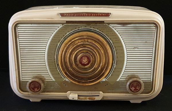 Radio da tavolo, anni 50, manifattura Allocchio Bacchini,&nbsp;&nbsp;&nbsp;&nbsp;&nbsp;&nbsp;&nbsp;&nbsp;&nbsp;&nbsp;&nbsp;&nbsp;&nbsp;&nbsp;&nbsp;&nbsp;&nbsp;