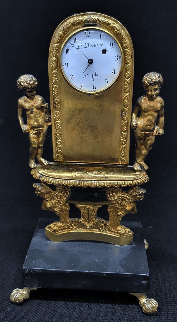 Orologio soprammobile Francia sec. XIX&nbsp;&nbsp;&nbsp;&nbsp;&nbsp;&nbsp;&nbsp;&nbsp;&nbsp;&nbsp;&nbsp;&nbsp;&nbsp;&nbsp;&nbsp;&nbsp;&nbsp;&nbsp;&nbsp;&nbsp;&nbsp;&nbsp;&nbsp;&nbsp;&nbsp;&nbsp;&nbsp;&nbsp;&nbsp;&nbsp;&nbsp;&nbsp;&nbsp;&nbsp;&nbsp;&nbsp;