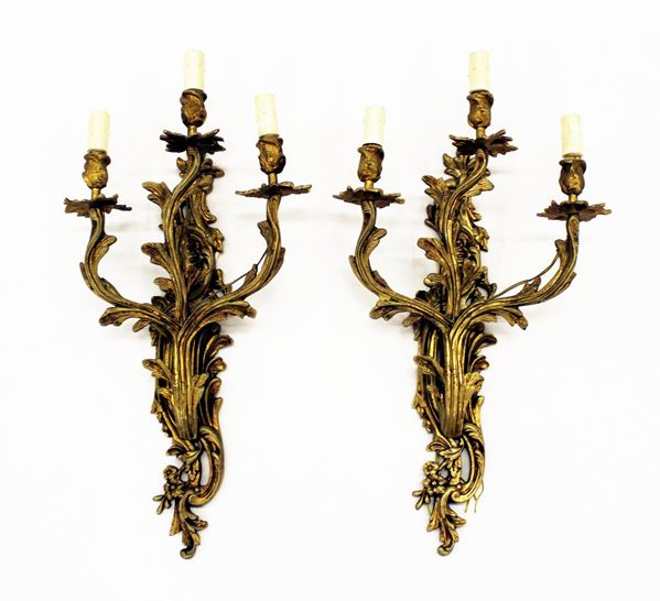 Coppia di applique, in stile 700&nbsp;&nbsp;&nbsp;&nbsp;&nbsp;&nbsp;&nbsp;&nbsp;&nbsp;&nbsp;&nbsp;&nbsp;&nbsp;&nbsp;&nbsp;&nbsp;&nbsp;&nbsp;&nbsp;&nbsp;&nbsp;&nbsp;&nbsp;&nbsp;&nbsp;&nbsp;&nbsp;&nbsp;&nbsp;&nbsp;&nbsp;&nbsp;&nbsp;&nbsp;&nbsp;&nbsp;&nbsp;&nbsp;&nbsp;&nbsp;&nbsp;&nbsp;