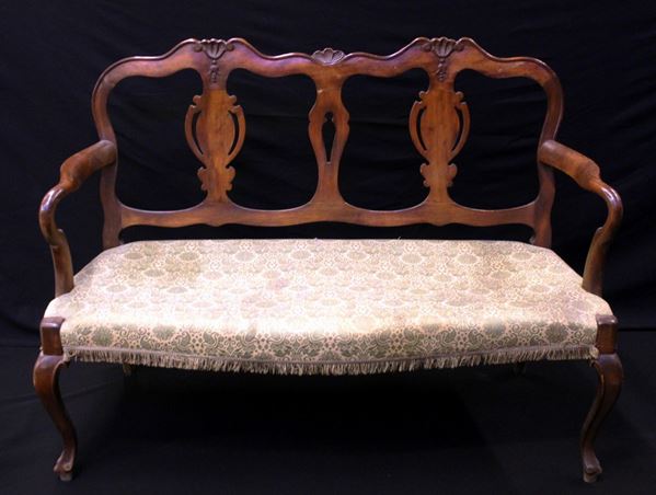 Divanetto, in stile 700&nbsp;&nbsp;&nbsp;&nbsp;&nbsp;&nbsp;&nbsp;&nbsp;&nbsp;&nbsp;&nbsp;&nbsp;&nbsp;&nbsp;&nbsp;&nbsp;&nbsp;&nbsp;&nbsp;&nbsp;&nbsp;&nbsp;&nbsp;&nbsp;&nbsp;&nbsp;&nbsp;&nbsp;&nbsp;&nbsp;&nbsp;&nbsp;&nbsp;&nbsp;&nbsp;&nbsp;&nbsp;&nbsp;&nbsp;&nbsp;&nbsp;&nbsp;&nbsp;&nbsp;&nbsp;&nbsp;&nbsp;&nbsp;&nbsp;&nbsp;&nbsp;