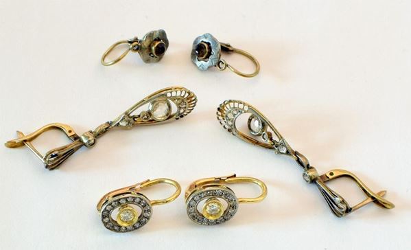 DUE PAIA DI ORECCHINI IN ORO KT 18 E DIAMANTI&nbsp;&nbsp;&nbsp;&nbsp;&nbsp;&nbsp;&nbsp;&nbsp;&nbsp;&nbsp;&nbsp;&nbsp;&nbsp;&nbsp;&nbsp;&nbsp;&nbsp;&nbsp;&nbsp;&nbsp;&nbsp;&nbsp;&nbsp;&nbsp;&nbsp;&nbsp;&nbsp;&nbsp;&nbsp;