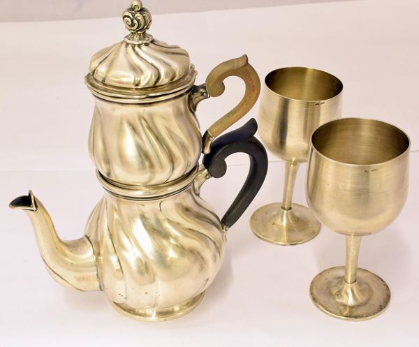 CAFFETTIERA NAPOLETANA E DUE BICCHIERI&nbsp;&nbsp;&nbsp;&nbsp;&nbsp;&nbsp;&nbsp;&nbsp;&nbsp;&nbsp;&nbsp;&nbsp;&nbsp;&nbsp;&nbsp;&nbsp;&nbsp;&nbsp;&nbsp;&nbsp;&nbsp;&nbsp;&nbsp;&nbsp;&nbsp;&nbsp;&nbsp;&nbsp;&nbsp;&nbsp;&nbsp;&nbsp;&nbsp;&nbsp;&nbsp;&nbsp;