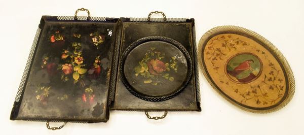 Quattro vassoi , sec. XIX/XX                                                - Asta Opere e Oggetti d'arte antica e Contemporanea, Gioielli - Poggio Bracciolini Casa d'Aste