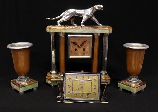 Orologio da tavolo, anni 40&nbsp;&nbsp;&nbsp;&nbsp;&nbsp;&nbsp;&nbsp;&nbsp;&nbsp;&nbsp;&nbsp;&nbsp;&nbsp;&nbsp;&nbsp;&nbsp;&nbsp;&nbsp;&nbsp;&nbsp;&nbsp;&nbsp;&nbsp;&nbsp;&nbsp;&nbsp;&nbsp;&nbsp;&nbsp;&nbsp;&nbsp;&nbsp;&nbsp;&nbsp;&nbsp;&nbsp;&nbsp;&nbsp;&nbsp;&nbsp;&nbsp;&nbsp;&nbsp;&nbsp;&nbsp;&nbsp;&nbsp;