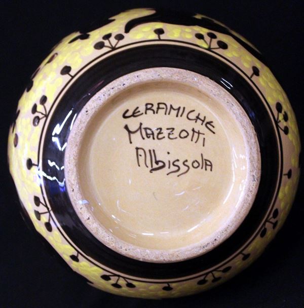Vaso, Albissola, prima met&agrave; del sec. XX&nbsp;&nbsp;&nbsp;&nbsp;&nbsp;&nbsp;&nbsp;&nbsp;&nbsp;&nbsp;&nbsp;&nbsp;&nbsp;&nbsp;&nbsp;&nbsp;&nbsp;&nbsp;&nbsp;&nbsp;&nbsp;&nbsp;&nbsp;&nbsp;&nbsp;&nbsp;&nbsp;&nbsp;&nbsp;&nbsp;&nbsp;&nbsp;&nbsp;&nbsp;&nbsp;
