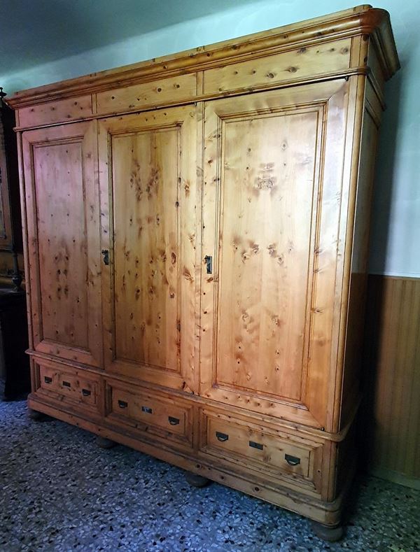 Grande armadio, sec. XIX                                                    - Asta Opere e Oggetti d'arte antica e Contemporanea, Gioielli - Poggio Bracciolini Casa d'Aste