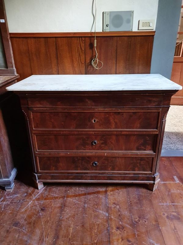 Cassettone, sec. XIX                                                        - Asta Opere e Oggetti d'arte antica e Contemporanea, Gioielli - Poggio Bracciolini Casa d'Aste