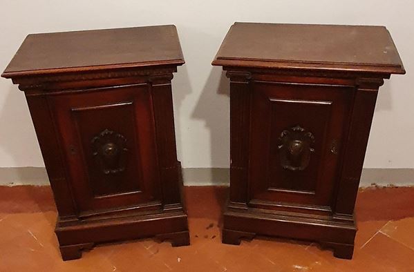 Coppia di comodini, in stile 500&nbsp;&nbsp;&nbsp;&nbsp;&nbsp;&nbsp;&nbsp;&nbsp;&nbsp;&nbsp;&nbsp;&nbsp;&nbsp;&nbsp;&nbsp;&nbsp;&nbsp;&nbsp;&nbsp;&nbsp;&nbsp;&nbsp;&nbsp;&nbsp;&nbsp;&nbsp;&nbsp;&nbsp;&nbsp;&nbsp;&nbsp;&nbsp;&nbsp;&nbsp;&nbsp;&nbsp;&nbsp;&nbsp;&nbsp;&nbsp;&nbsp;&nbsp;
