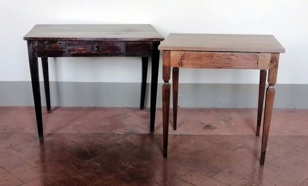 Due tavolini, sec. XIX, in legno ad un cassetto, cm 96x70x76 e cm           - Asta Opere e Oggetti d'arte antica e Contemporanea, Gioielli - Poggio Bracciolini Casa d'Aste