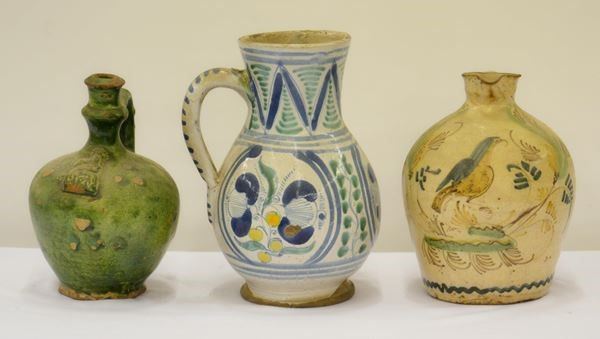 



Tre brocche sec. XVIII/XIX  - Asta OPERE E OGGETTI D'ARTE ANTICA E CONTEMPORANEA, GIOIELLI - Poggio Bracciolini Casa d'Aste