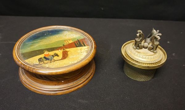 



Scatola, sec. XIX, circolare  - Asta Arredi e Mobili dal XVII al XX secolo - Poggio Bracciolini Casa d'Aste