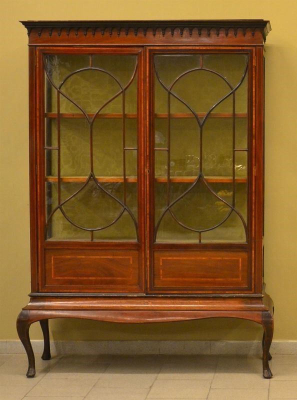 Credenza, Inghilterra, sec. XIX 