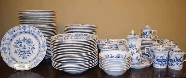 Servito di piatti Meissen sec. XIX/XX